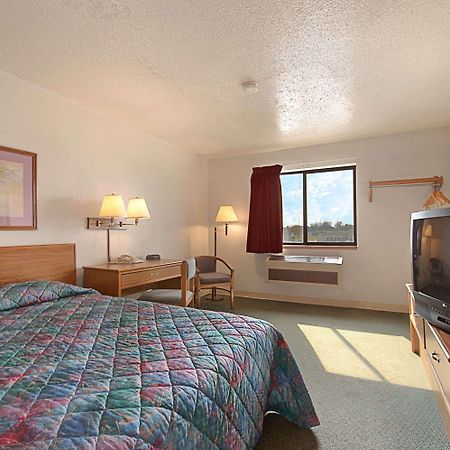 ซูเปอร์ 8 บาย วินด์แฮม แฮมมอนด์/นอร์ท Hotel ห้อง รูปภาพ